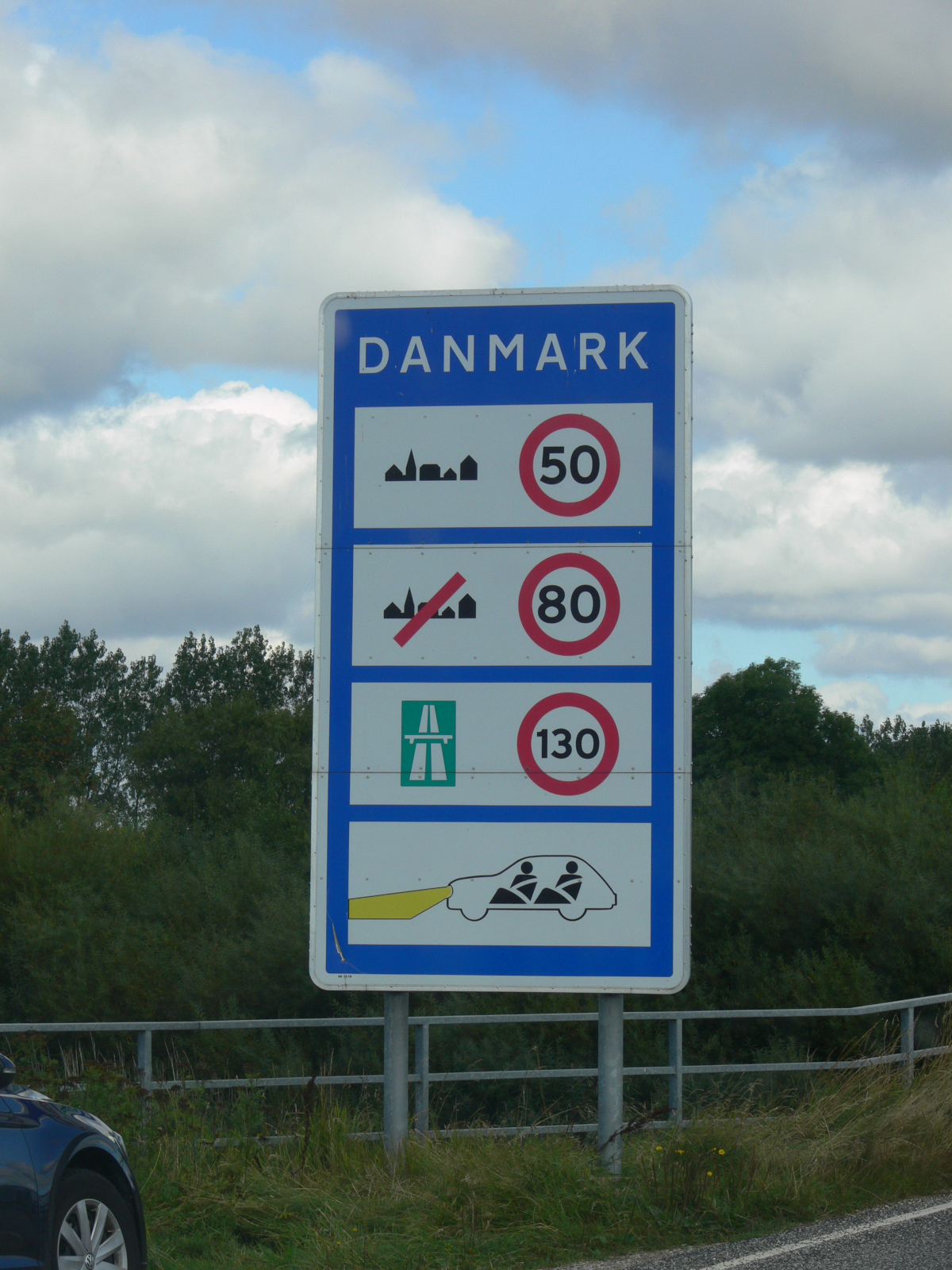 panneau indicateur des vitesses autorisées au Danemark 